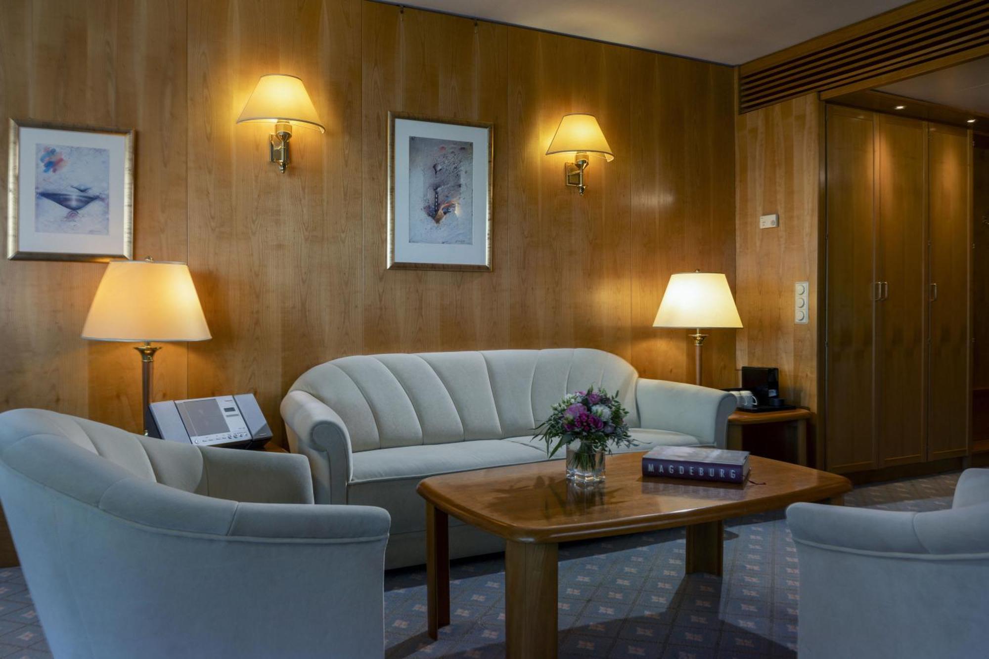 Maritim Hotel Magdeburg Luaran gambar