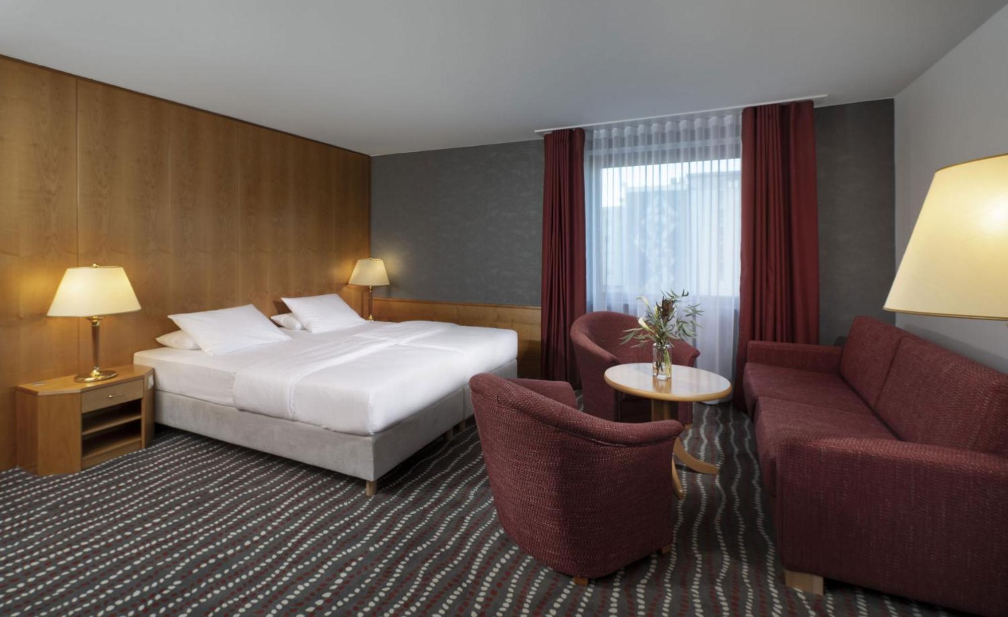 Maritim Hotel Magdeburg Luaran gambar