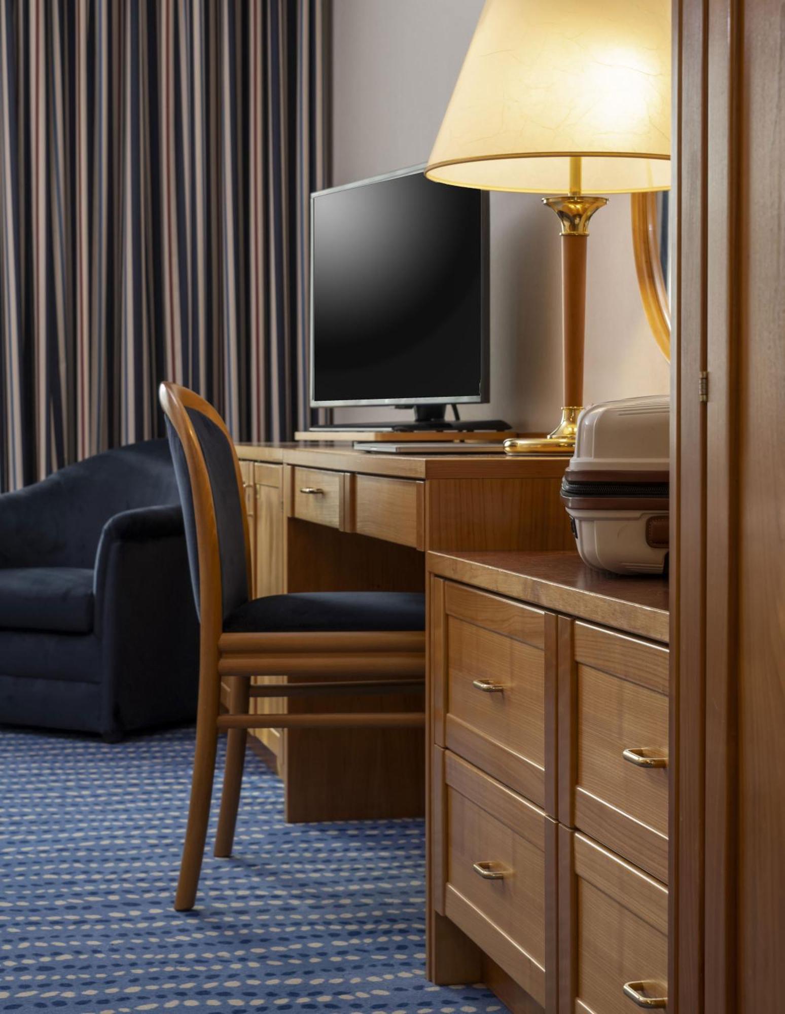Maritim Hotel Magdeburg Luaran gambar